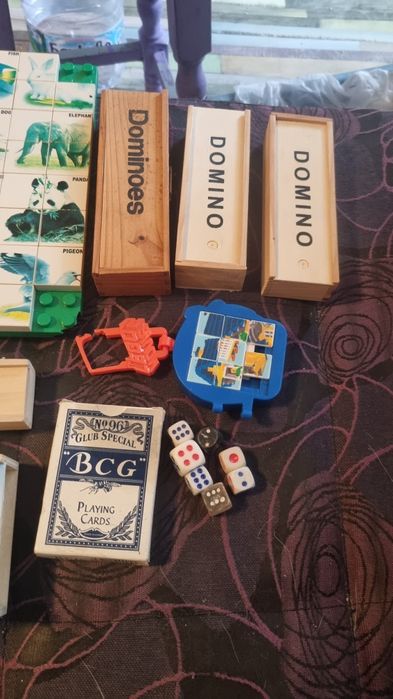 Настолни игри домино