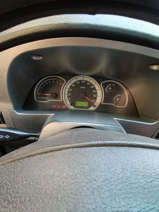 Neksiya 2 sariq 2009 yil