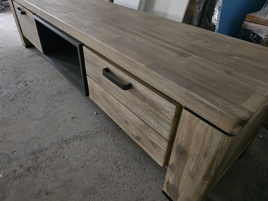 Comodă TV lemn masiv — 190cm, design industrial-rustic