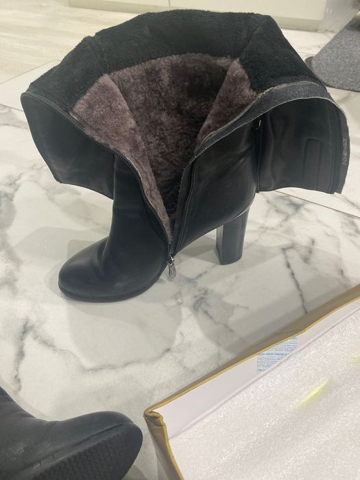 Продам сапоги зима размер 40 евро зима