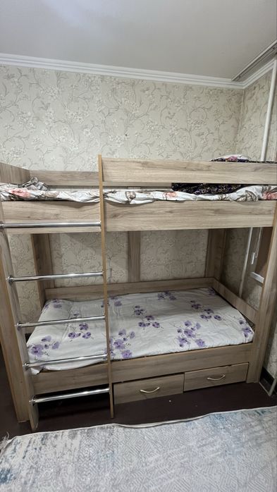 Кровать двухэтажный