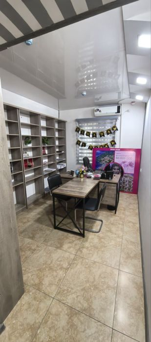 Продаётся офис готовый с арендатороми Сергели