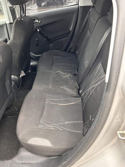 Peugeot 208 1.2VTI/82hp/2013г.На части