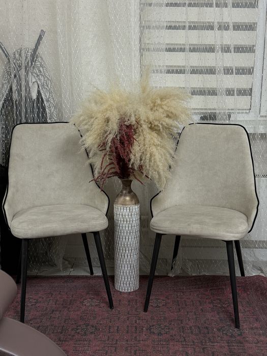 Продам два стула