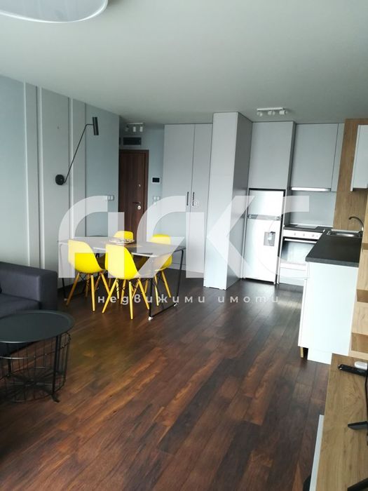 Двустаен луксозно обзаведен апартамент под наем в кв. Студентски град