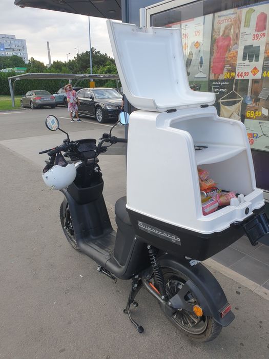 4 Scutere electrice .Noi. sau schimb 200km. Autonomie.Cititi anuntul.