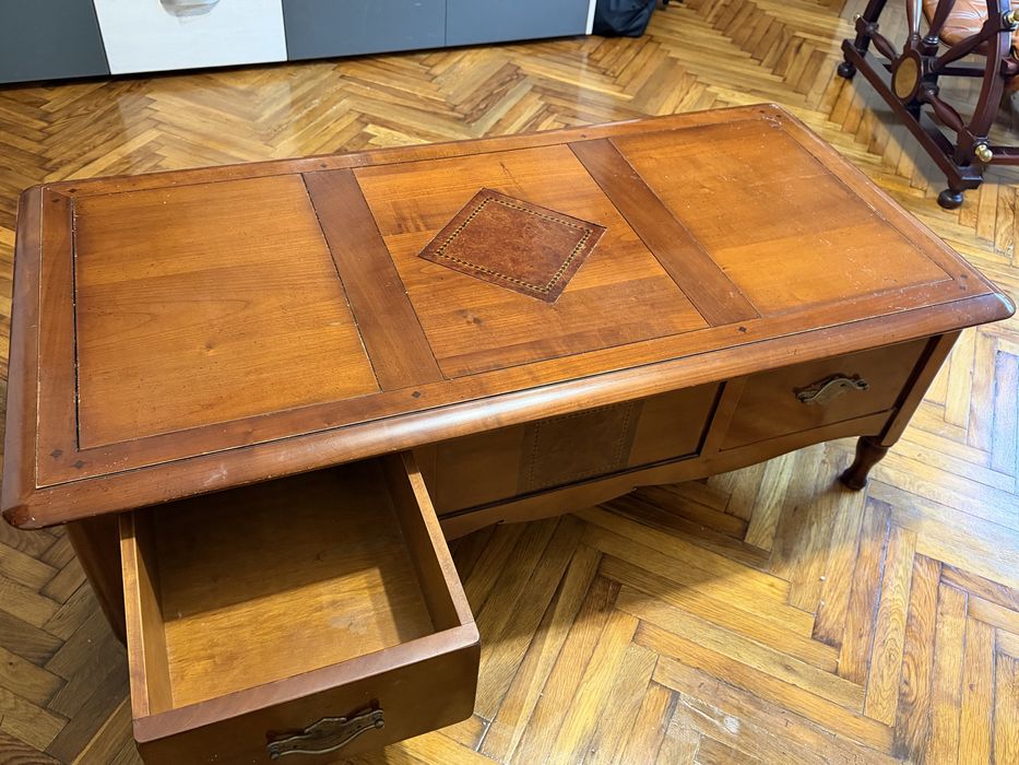 Masa cafea din Lemn Masiv cu instertii maslin Si compartiment Secret