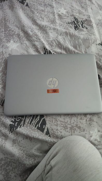 Vând Laptop HP EliteBook 840