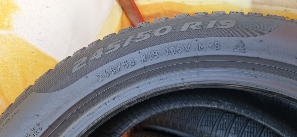 Set 4 Anvelope ca noi  Pirelli 245 50 R19 M+S Run-flat
