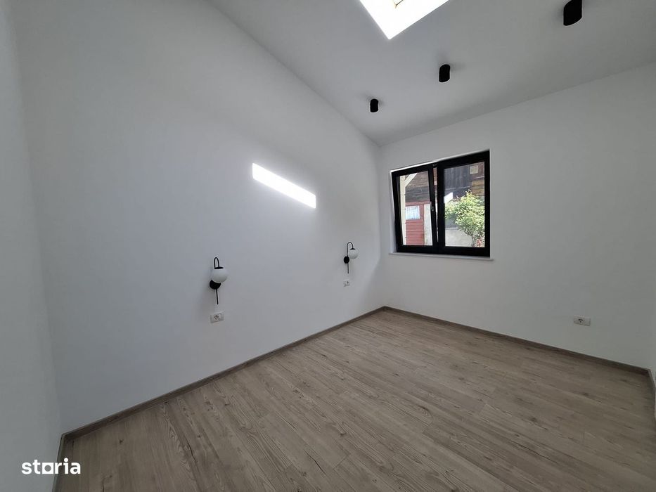Studio in Vila , Centrala Proprie , Totul Nou L354