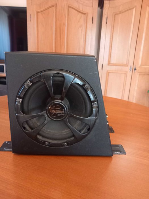 vand subwoofer auto AXTON cu statie incorporata, doua difuzoare