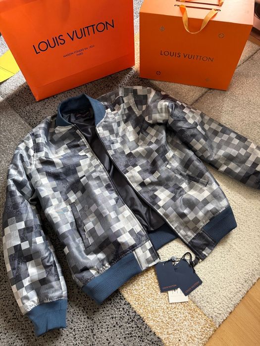 L0uis Vuitton - мъжко преходно яке