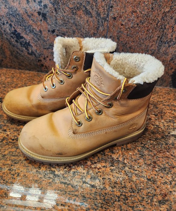 Ghete inalte Timberland, impermeabile si imblanite