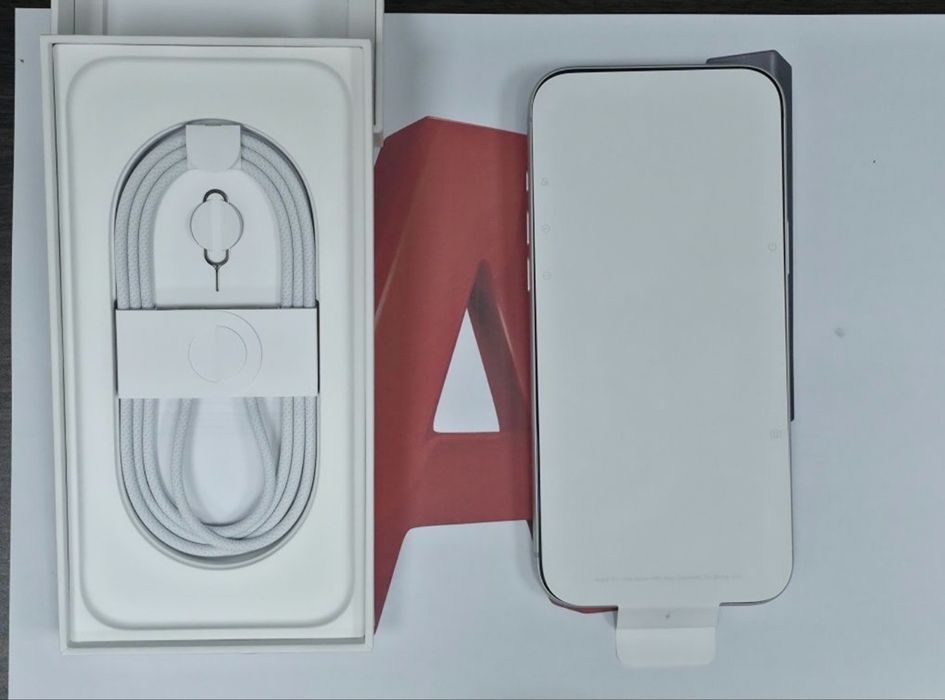 ЧИСТО НОВ 256GB iPhone 17 Pro Max A1 Гаранция 2028г. Silver | Сребрист