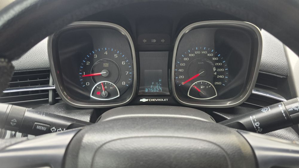 Chevrolet Malibu 1 sotiladi