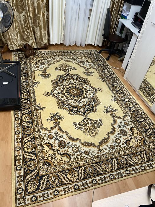 Кілем қалың сатылады