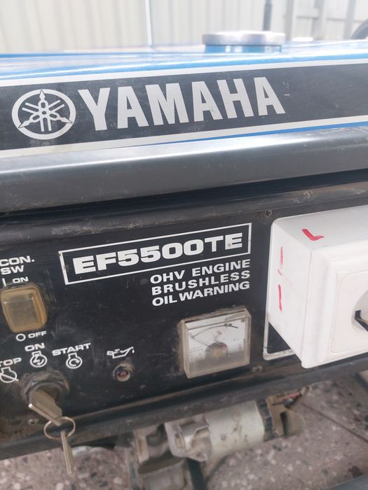 Генератор Yamaha EF5500TE  трехфазный.