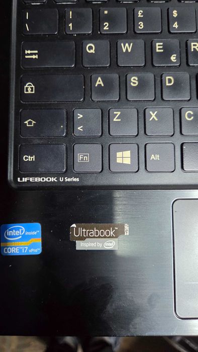 Dezmembrez laptop Fujitsu Ultrabook i7