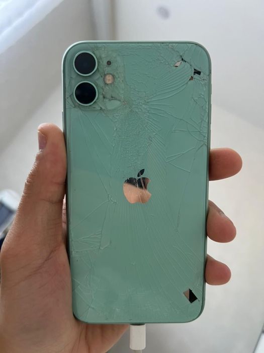 Продажа/Обмен Iphone 11 64гб с коробкой