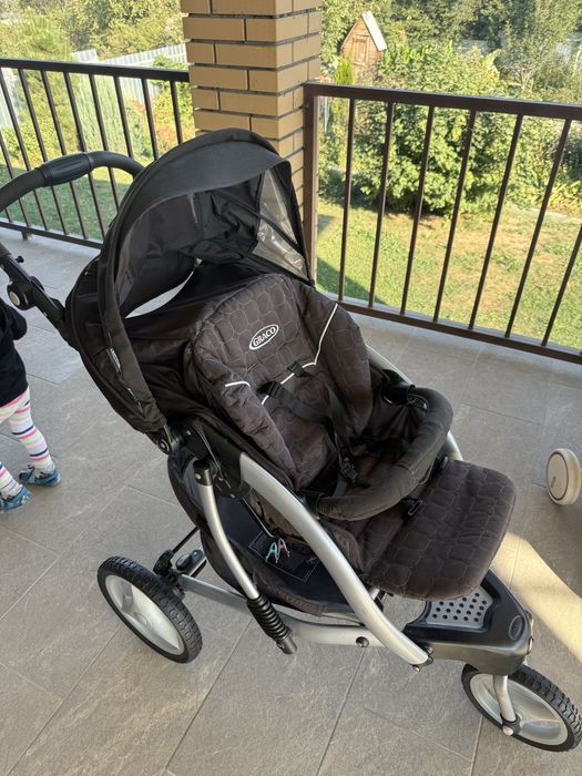 Коляска детская Graco