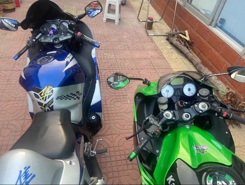 Kawasaki zx14r zzr1400