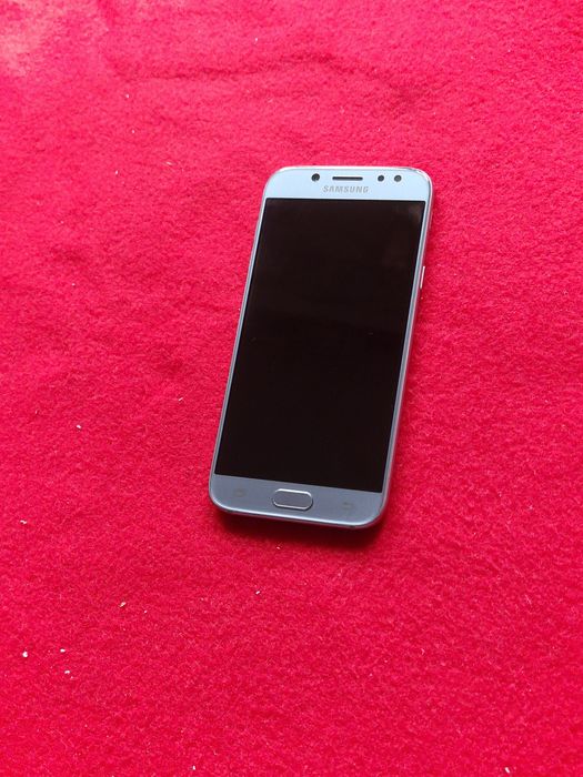 Telefon Samsung cu touchscreen