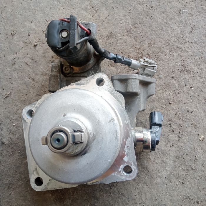 Автозапчасти на ниссан