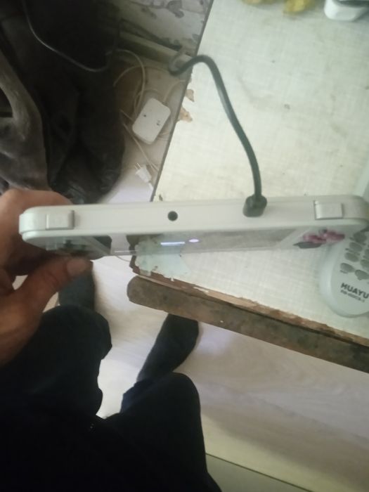 Продам игровую приставку