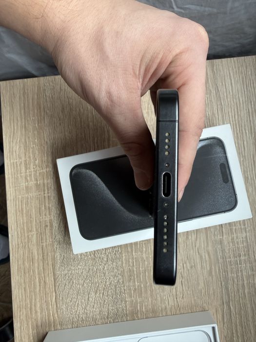 Перфектен! Iphone 15 pro max 512gb