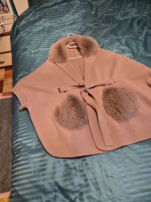 Кашмирено палто с естествен косъм лисица