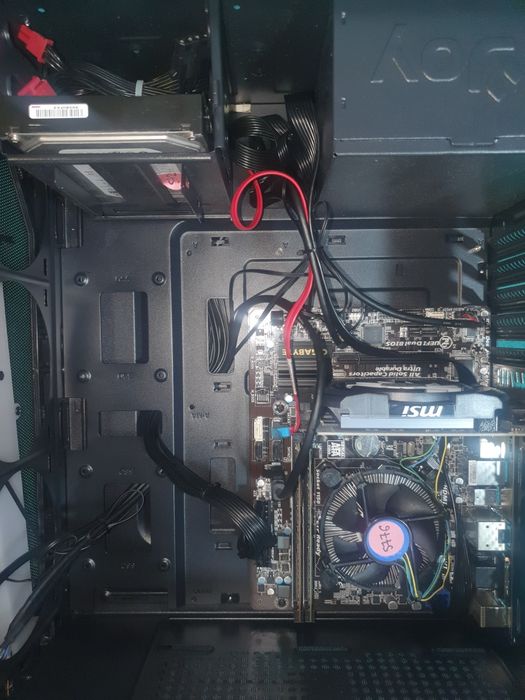 PC Gaming + Monitor Acer 24" + Tastatură + mouse + Cabluri | GTX 730 | Gata de utilizare