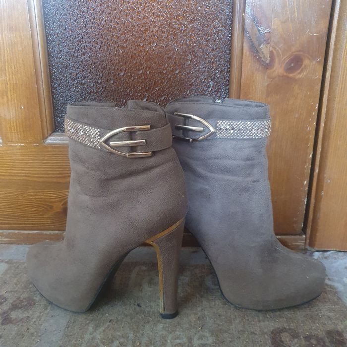 Продам ботильоны