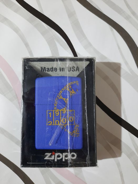 Продам зажигалки "Zippo"
