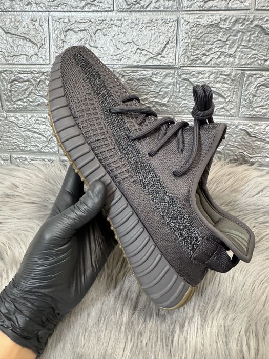Yeezy 350 v2 Cinder Reflective Pk Premium