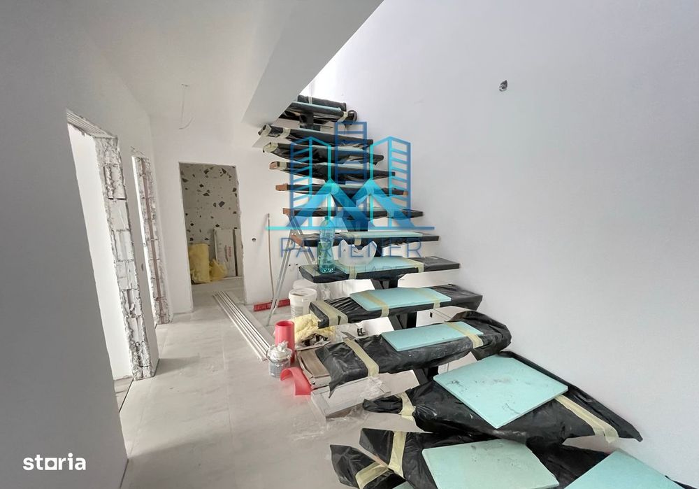 Comision 0!SCARA INTERIOARA!TERASA!PENTHOUSE 4 camere,Pacurari- Rediu