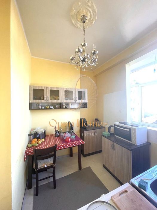 Продава се Тристаен апартамент в София, Център - 82 кв.м за 3048 €/кв.м - Снимка #9