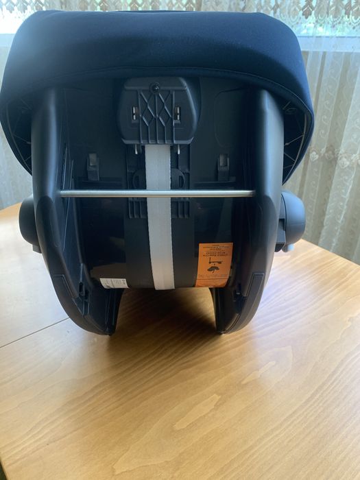 Детски стол за кола