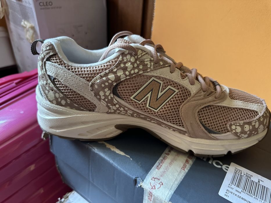 New balance маратонки