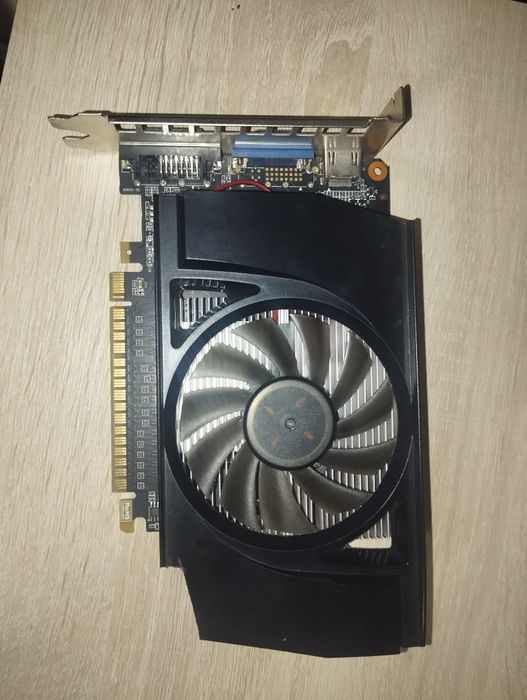 Видеокарта GTX650, 1GB