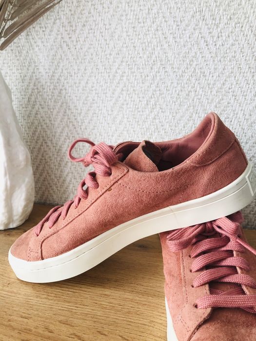 Дамски кожени кецове Adidas номер 40