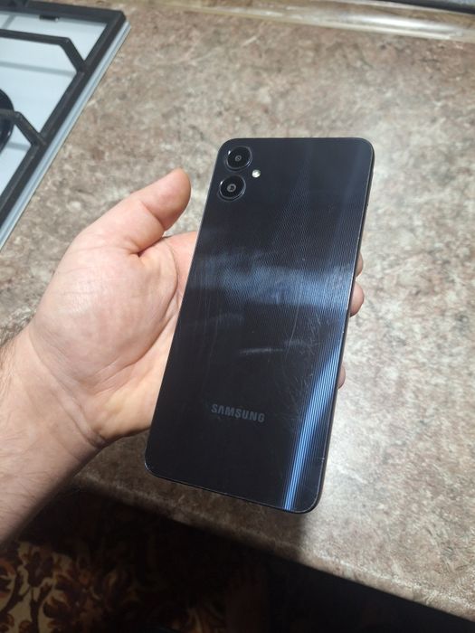 Продам Samsung A05