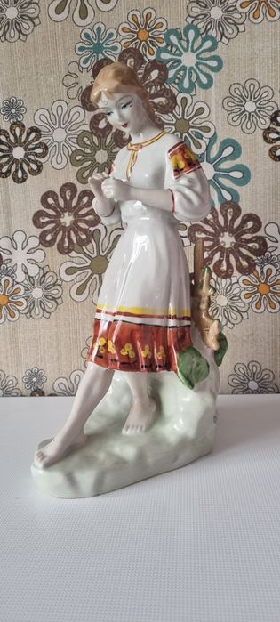 Стариные статуэтки
