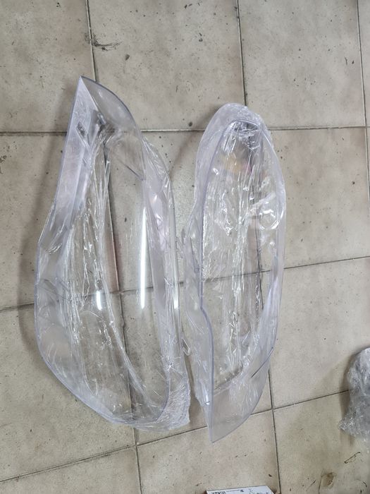 стъкло за фар за BMW Е65 след 2005 год.