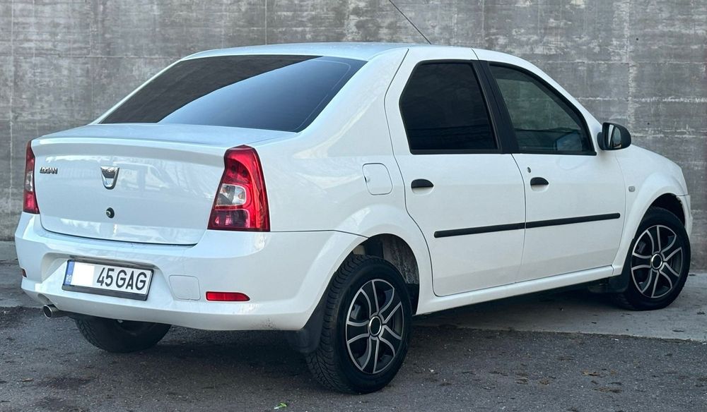 Vând Dacia Logan Euro 5