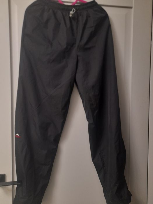 Pantaloni trening McKanley