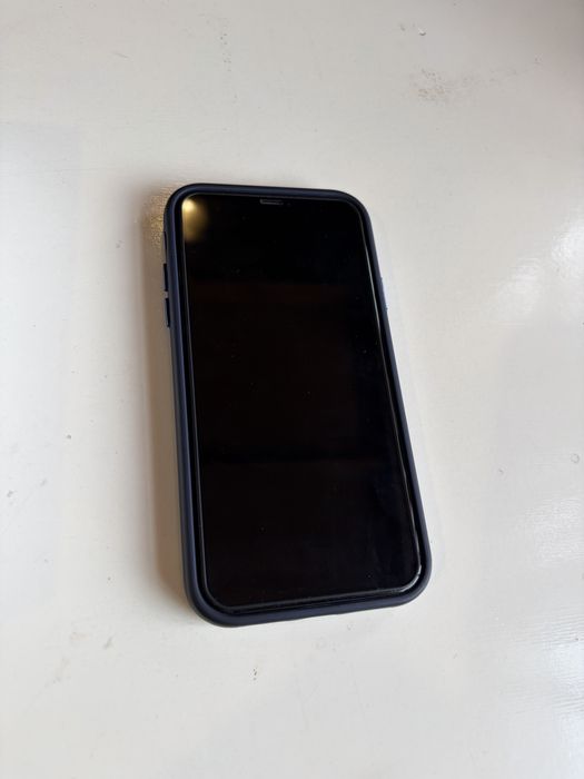 iPhon XR в идеальном состоянии