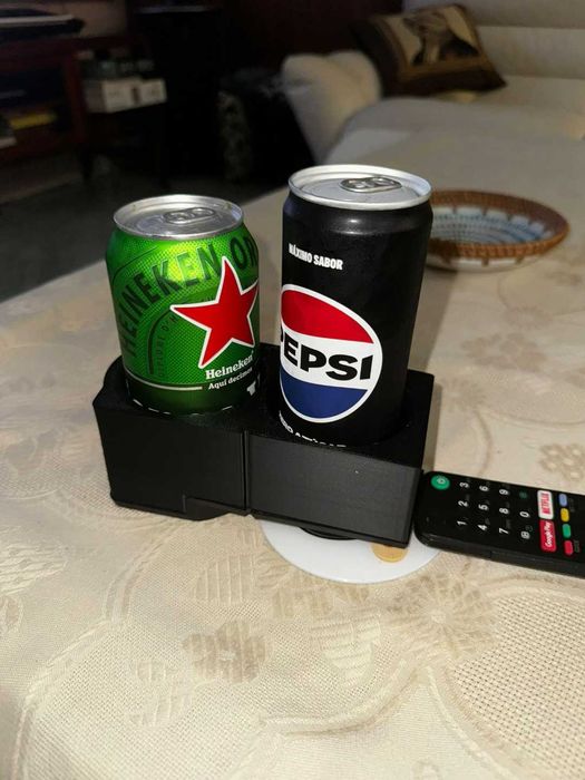 Поставка за чаши Mercedes W204, W207, C207, A207 и W212