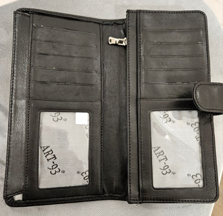 Дамски кожен портфейл на ART.Нов.55лв.