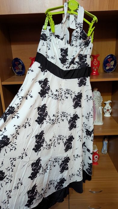 Rochie dama cu spatele gol