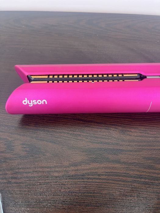 Dyson преса за коса